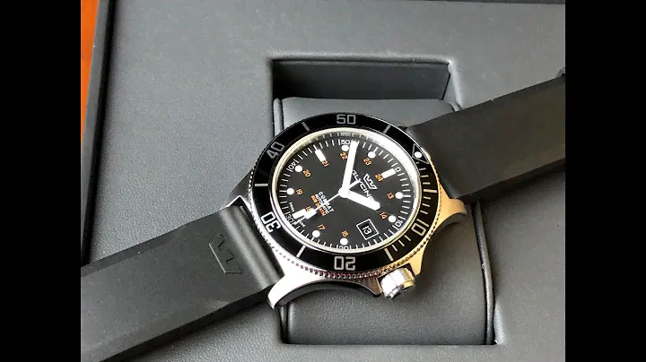 Glycine Combat Sub Automatic 42 mm